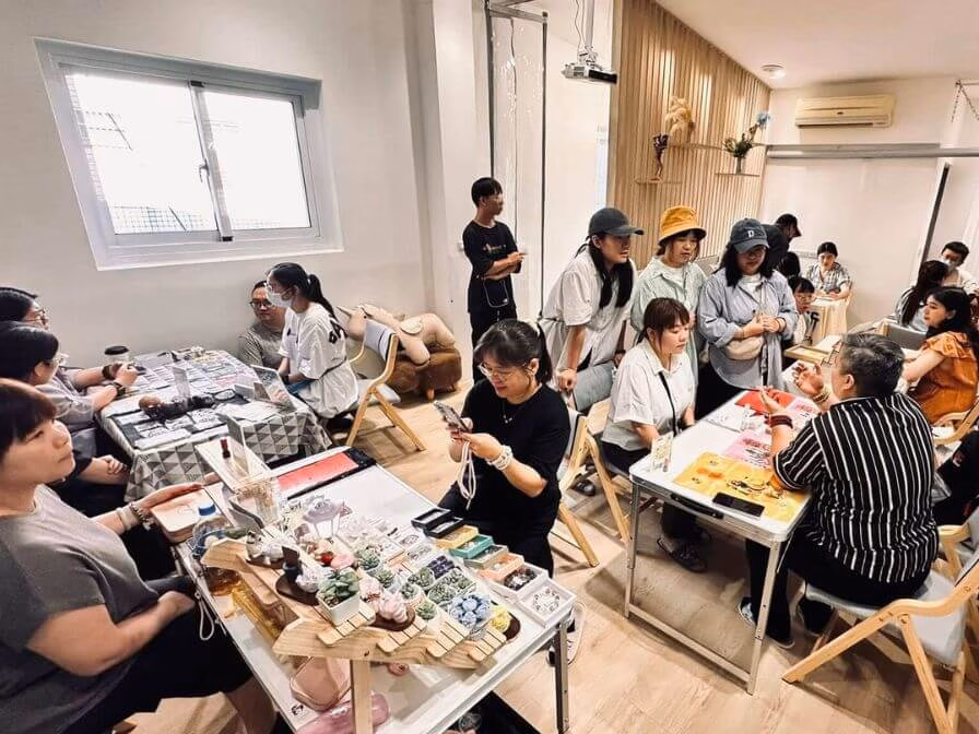 【身心靈療癒師怎麼開始?】從零開始斜槓成為身心靈工作者的3大關鍵 3 六月市集紀錄